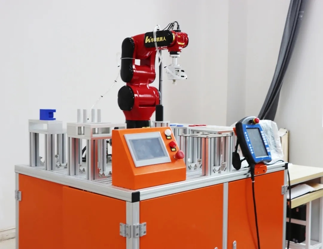 机器人，有&ldquo;控&rdquo;玩